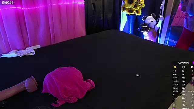 Rachellkors online show from 10.09.25