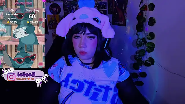 Snapshot of lalisa8 chatting on 12.30.24 lalisa8 online show from 12.30.24