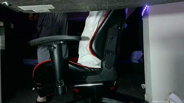 Dick and muscles online show from 07.21.26