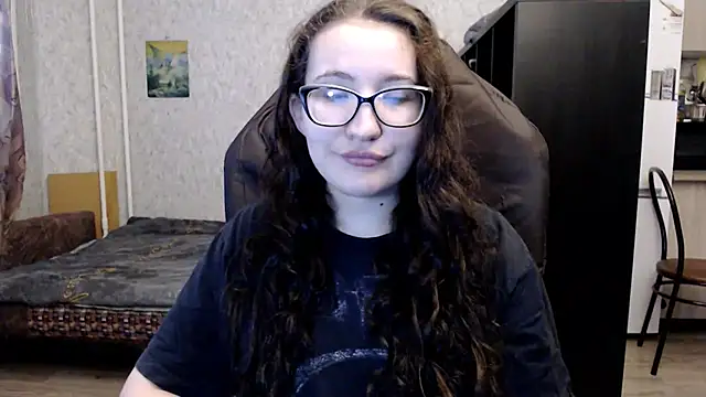 Snapshot of AnKey_Rayah chatting on 11.08.25 AnKey Rayah online show from 11.08.25