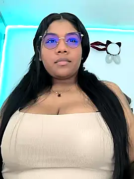 Snapshot of paola091 chatting on 01.27.25 paola091 online show from 01.27.25