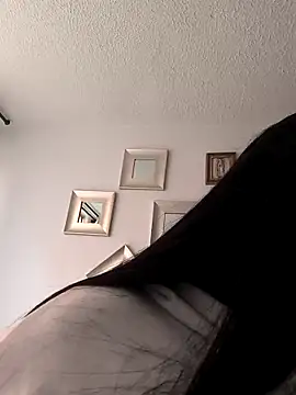 Snapshot of paola091 chatting on 02.08.25 paola091 online show from 02.08.25