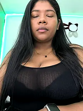 Snapshot of paola091 chatting on 02.24.25 paola091 online show from 02.24.25