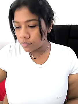 Snapshot of paola091 chatting on 03.21.25 paola091 online show from 03.21.25