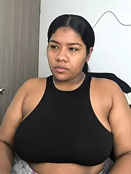 Snapshot of paola091 chatting on 10.21.25 paola091 online show from 10.21.25