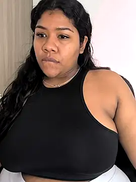 paola091 online show from 11.16.25