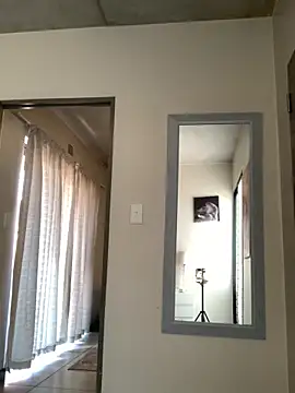 Snapshot of CurvyDesire1 chatting on 10.13.25 CurvyDesire1 online show from 10.13.25