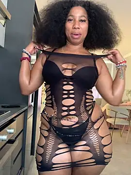 CurvyDesire1 online show from 04.05.26