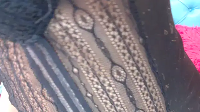 SARAWILLS online show from 10.01.25