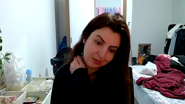 Snapshot of chelbyy chatting on 10.02.25 chelbyy online show from 10.02.25