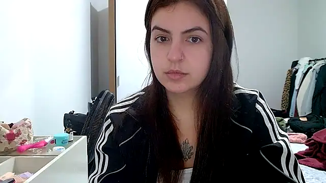 Snapshot of chelbyy chatting on 11.13.25 chelbyy online show from 11.13.25