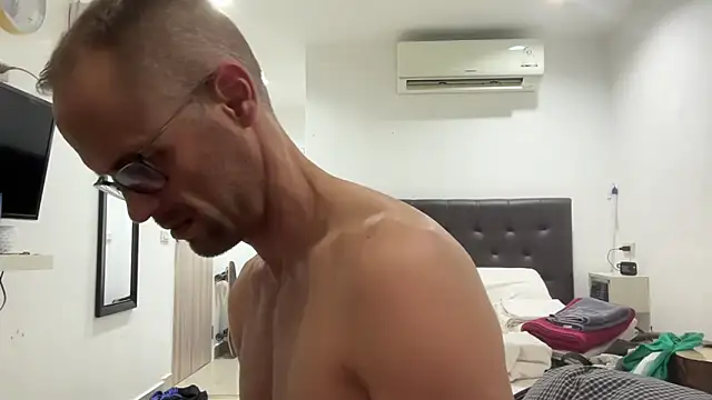 CamCrestXXX online show from 12.10.24