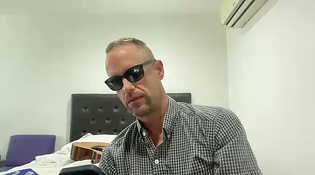 CamCrestXXX online show from 12.22.24