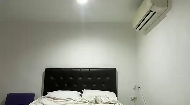 CamCrestXXX online show from 01.02.25