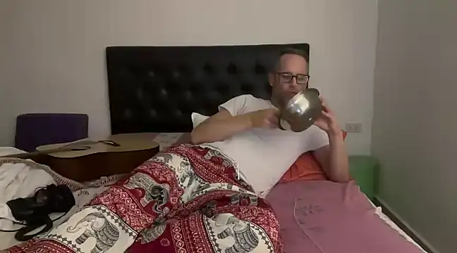 CamCrestXXX online show from 01.12.25