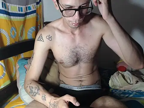 alisterxxx online show from 11.24.25