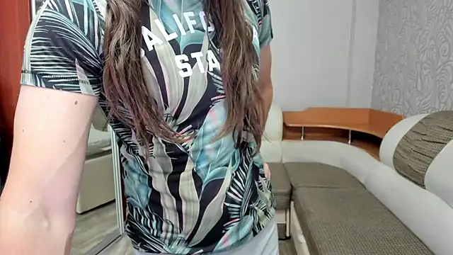 Snapshot of Marrymepls chatting on 10.08.25 Marrymepls online show from 10.08.25