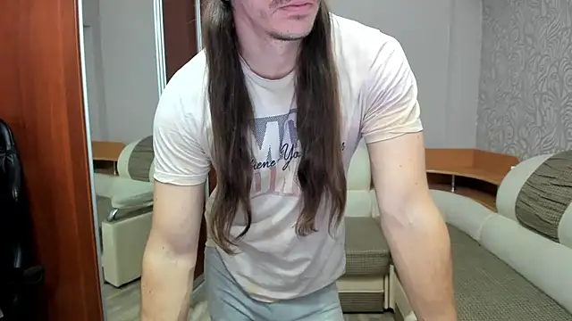 Snapshot of Marrymepls chatting on 10.23.25 Marrymepls online show from 10.23.25