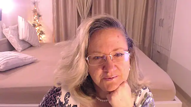 Raisshy online show from 02.25.25