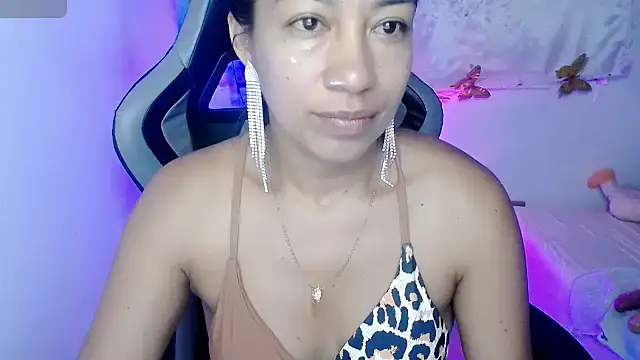 ninatiny online show from 11.02.25