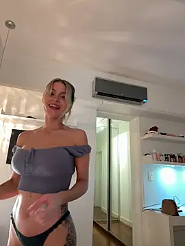 Snapshot of jasminesummer chatting on 10.07.25 jasminesummer online show from 10.07.25