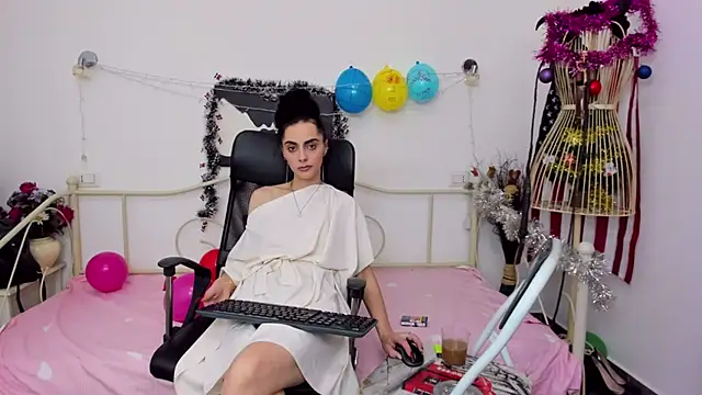 Snapshot of jessystarr chatting on 01.03.25 jessystarr online show from 01.03.25