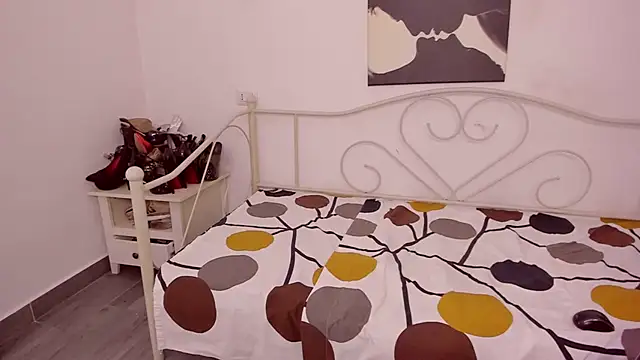 Snapshot of jessystarr chatting on 10.06.25 jessystarr online show from 10.06.25