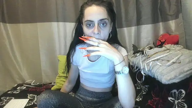 Snapshot of jessystarr chatting on 11.04.25 jessystarr online show from 11.04.25