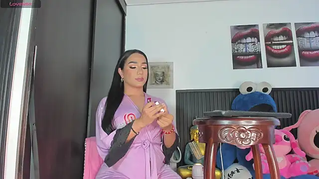 KATALINA HOT TS online show from 04.19.26