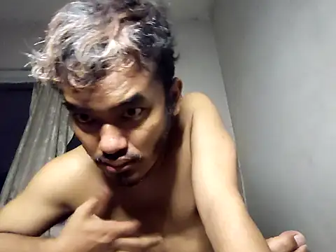 Snapshot of eizy2310 chatting on 12.09.24 eizy2310 online show from 12.09.24