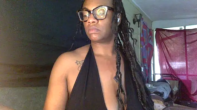 Snapshot of AlexaTheSlut chatting on 06.23.26 AlexaTheSlut online show from 06.23.26