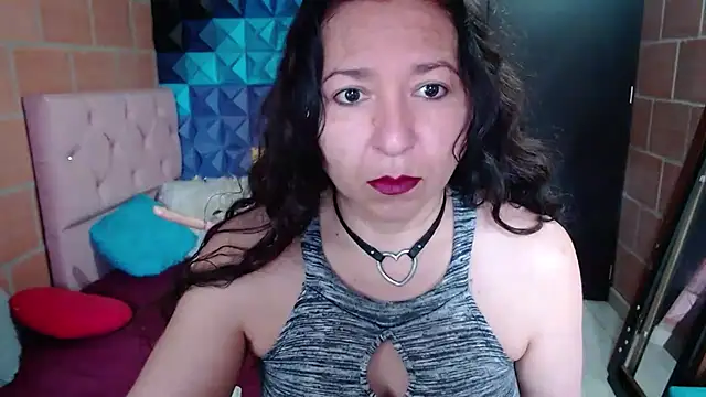 katifoxx online show from 12.30.24