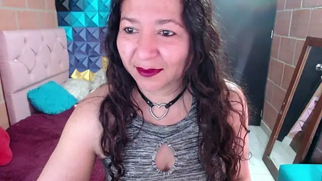 katifoxx online show from 01.30.25