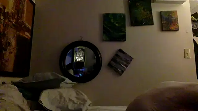 BLOSSOM GIRL online show from 01.21.25