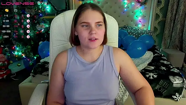 Snapshot of VinnaSky chatting on 12.19.24 VinnaSky online show from 12.19.24