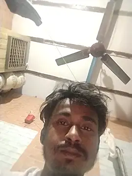 Snapshot of sujanmanda chatting on 10.30.25 sujanmanda online show from 10.30.25