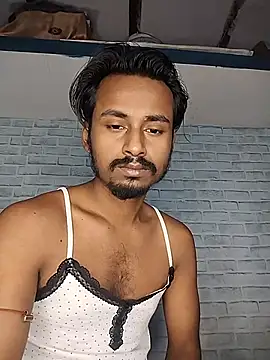 Snapshot of sujanmanda chatting on 11.05.25 sujanmanda online show from 11.05.25