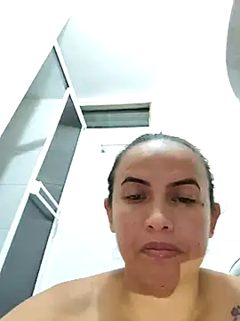 carolina uribe online show from 12.29.24