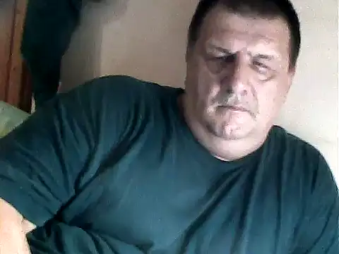 Snapshot of Vyrtous579 chatting on 10.13.25 Vyrtous579 online show from 10.13.25