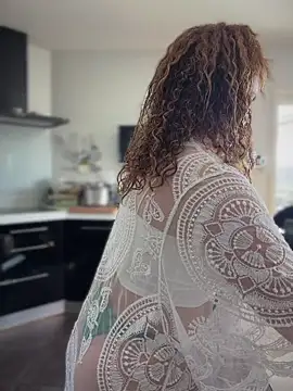 Clara-xoxo online show from 02.26.26