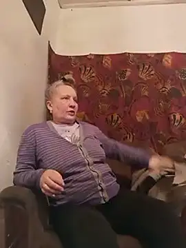 Cerd Ayaz online show from 02.22.25