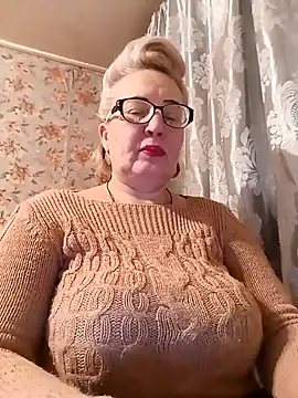 Snapshot of Cerd_Ayaz chatting on 12.04.25 Cerd Ayaz online show from 12.04.25