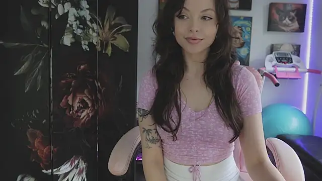 makiyahbelle online show from 12.16.25