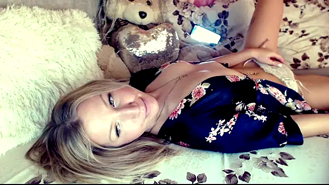 mimmi  online show from 01.26.25