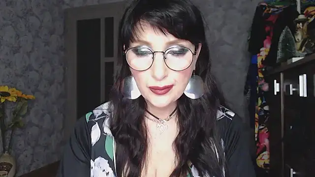 Aziza1 online show from 01.19.25