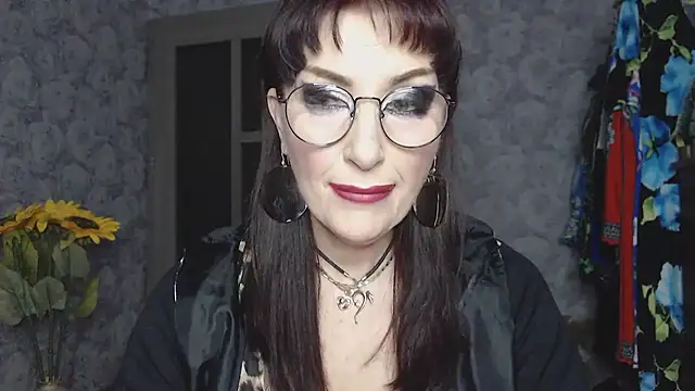 Snapshot of Aziza1 chatting on 04.18.26 Aziza1 online show from 04.18.26
