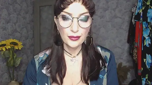 Snapshot of Aziza1 chatting on 04.30.26 Aziza1 online show from 04.30.26