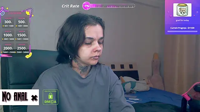 Snapshot of Dark__Elf chatting on 10.17.25 Dark Elf online show from 10.17.25