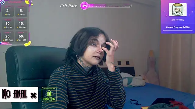 Snapshot of Dark__Elf chatting on 10.24.25 Dark Elf online show from 10.24.25