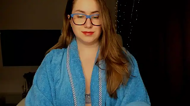 SeasonalSomeone online show from 11.19.25